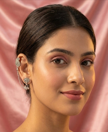 Beautiful Chain Ear Cuff